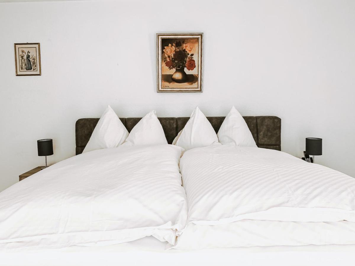 Hotel Regina Terme ลอยเคอร์บัด ภายนอก รูปภาพ